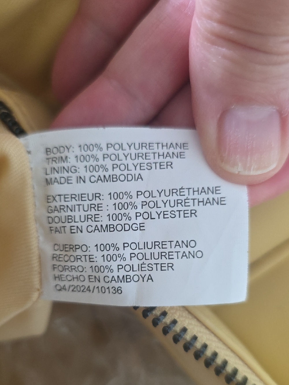 Steve Madden Butter Yellow Puffer Crossbody Bag with Embossed SM - Picture 9 of 9